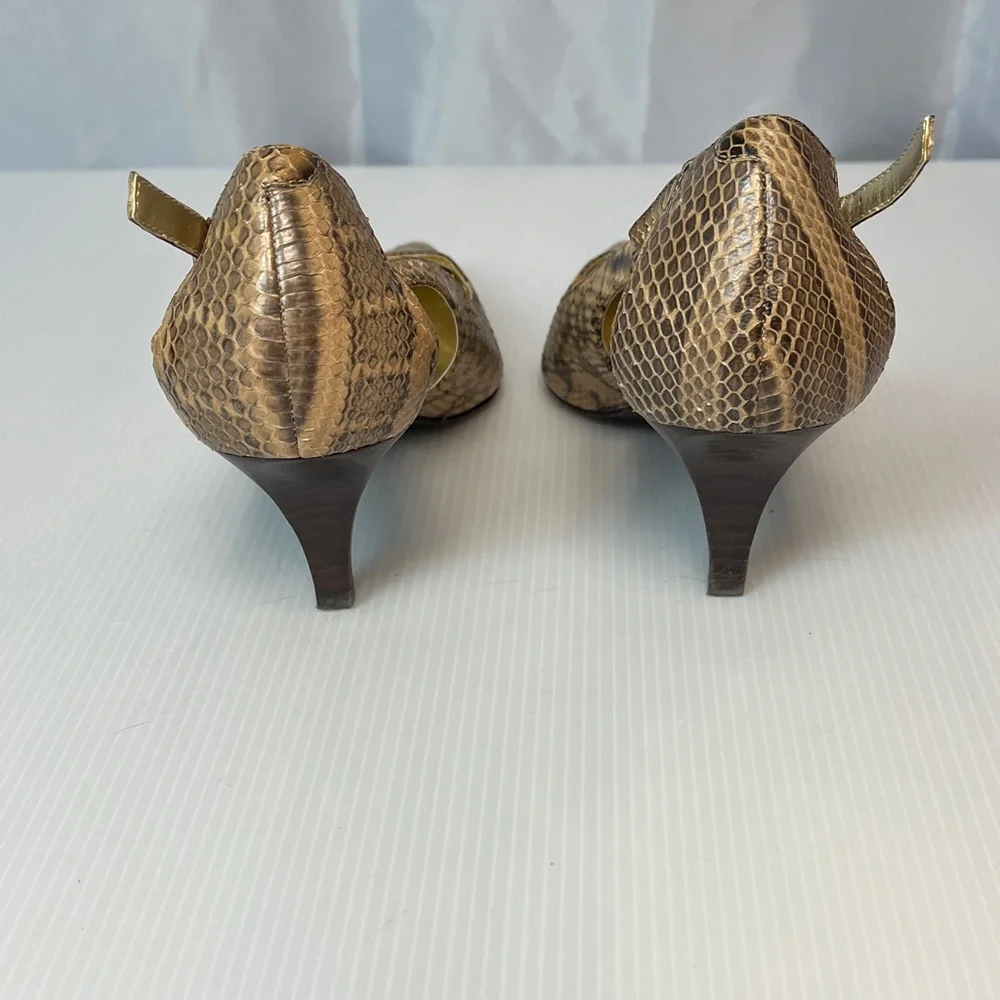 Elegant Snakeskin Patterned Heels v2280